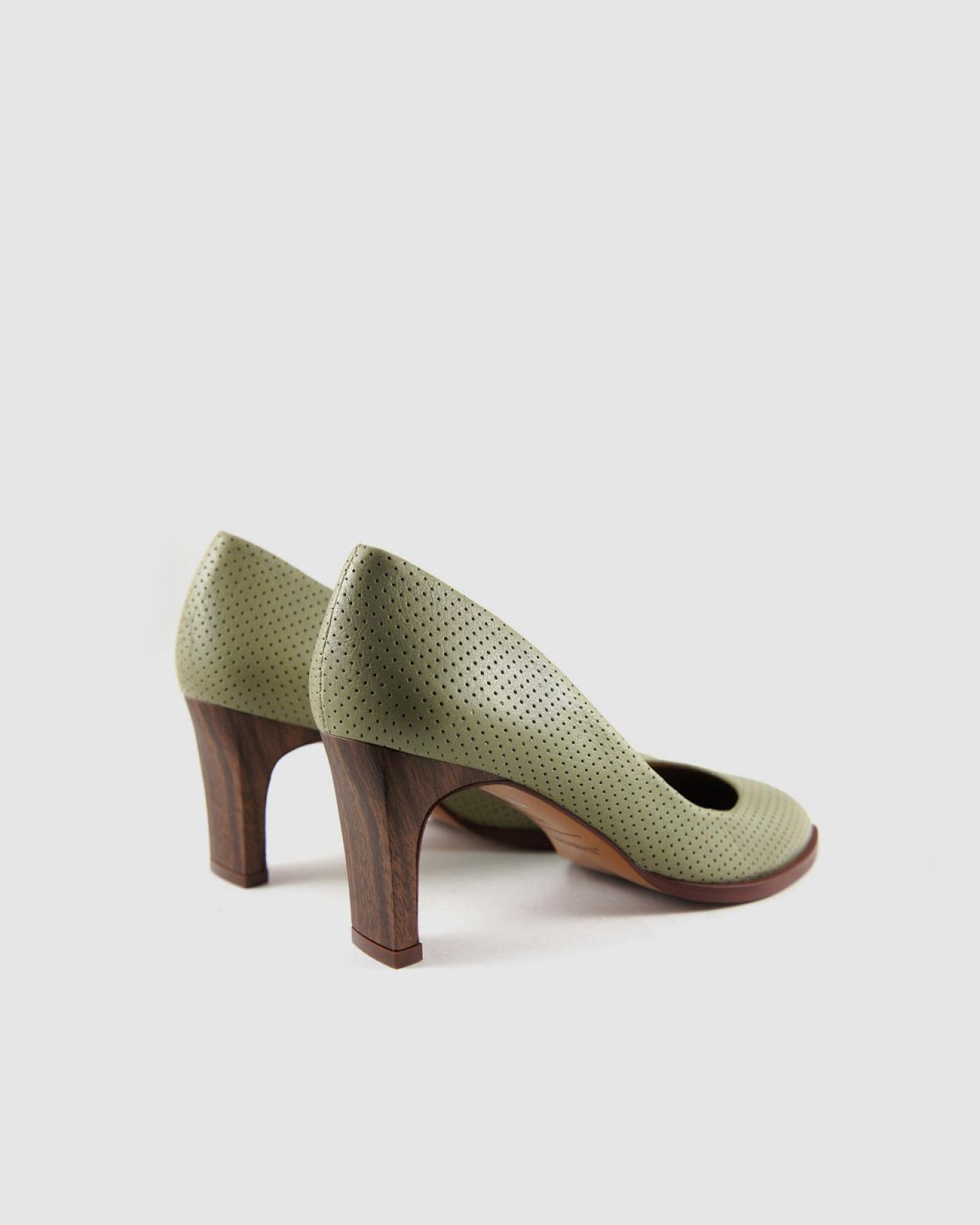 THIRON Caris P 010126