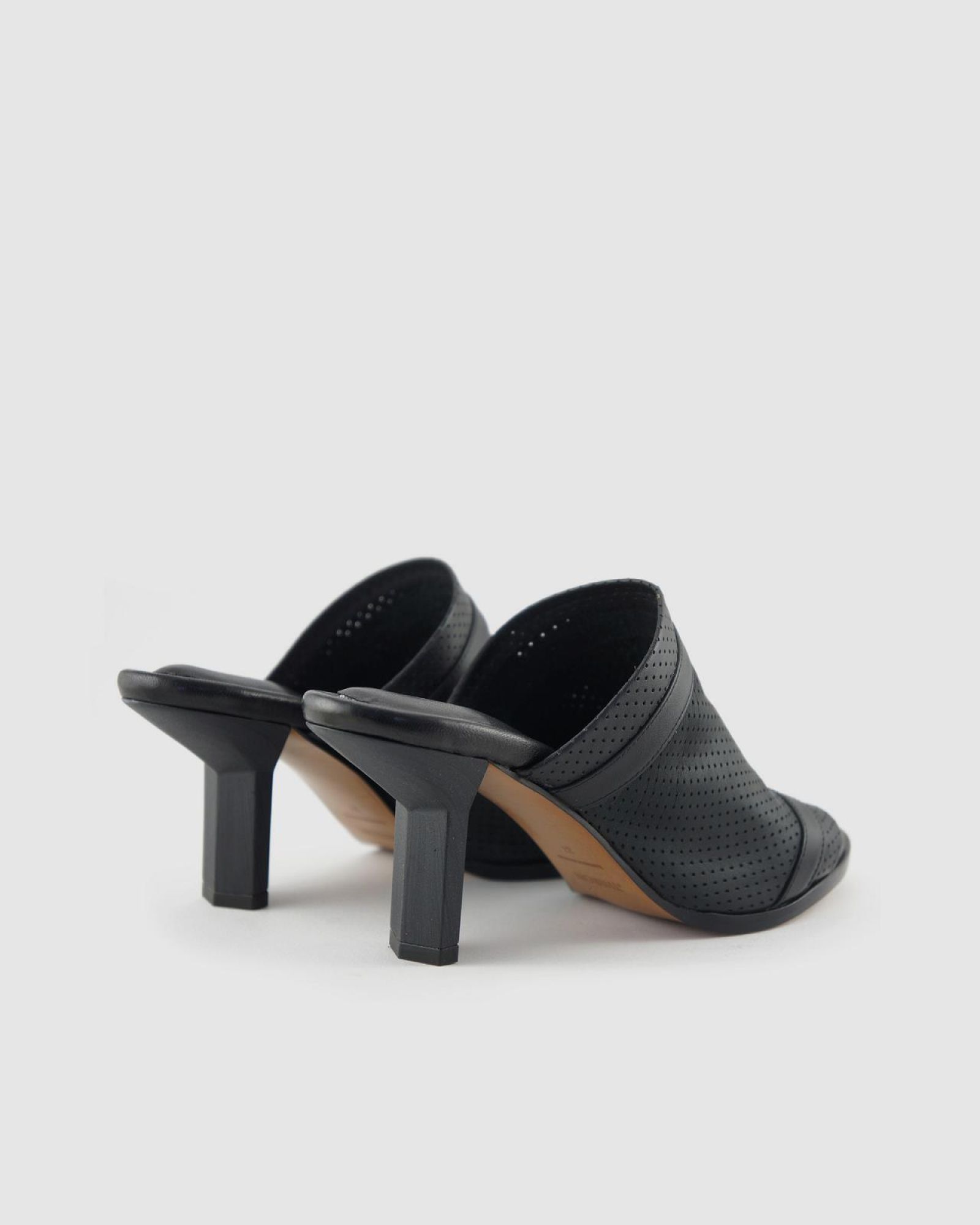 THIRON Jacinta 010126