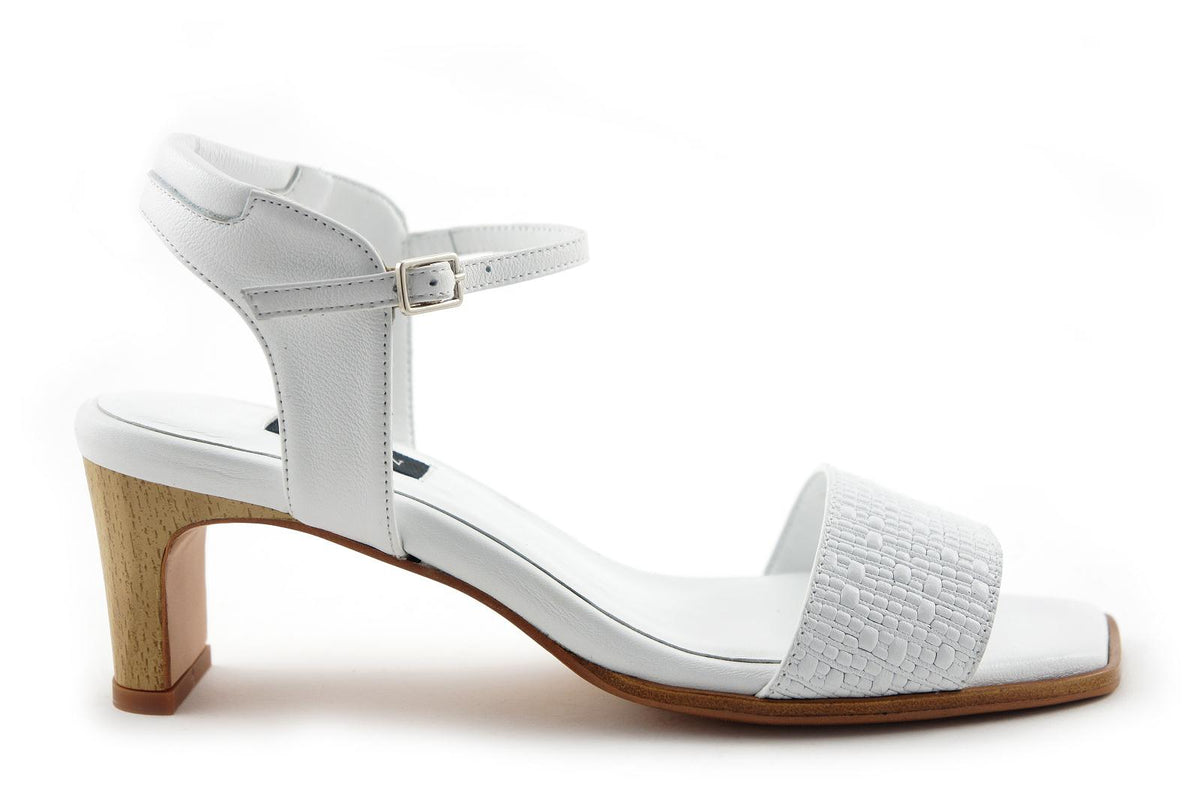 Dakota 010121